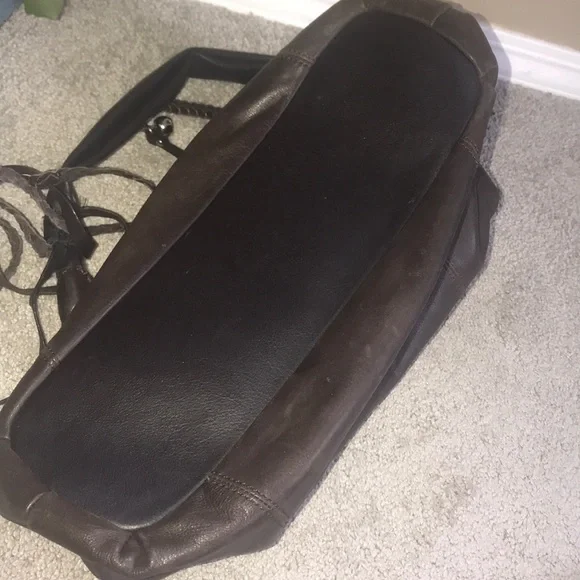 Brown leather bag with fun ‘fringe’ - Picture 7 of 7